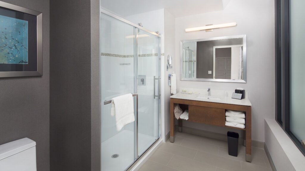 Bathroom-at-Holiday-Inn-Hotel-Suites-Montreal-Centre-ville