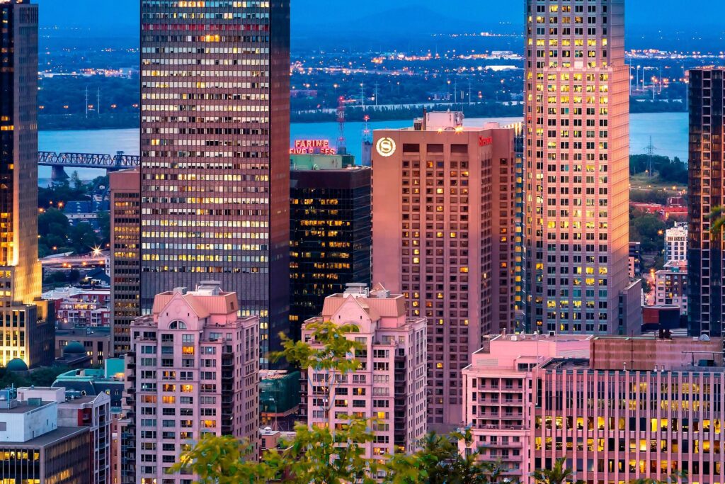 Le Centre Sheraton Montreal Hotel Downtown sky view