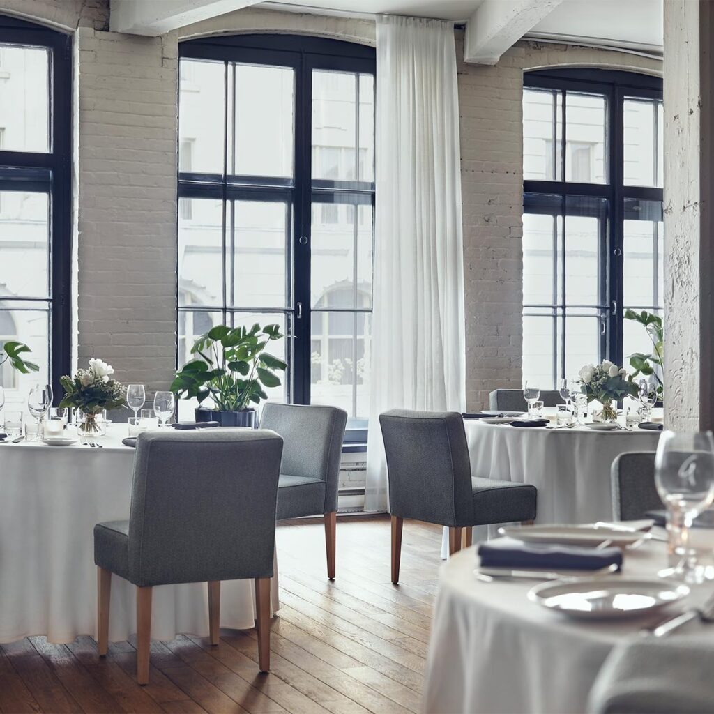 Graziella Italian restaurant dining room in Old Montréal