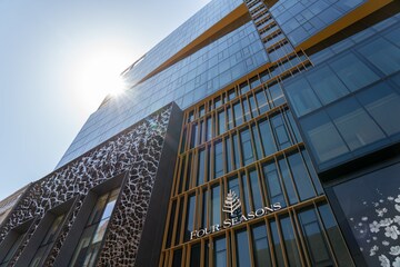 Four Seasons Hotel Montreal, a luxury five-star hotel in Montréal's Golden Square Mile.