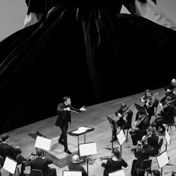 Ghostly Kisses & the FILMharmonique Orchestra
