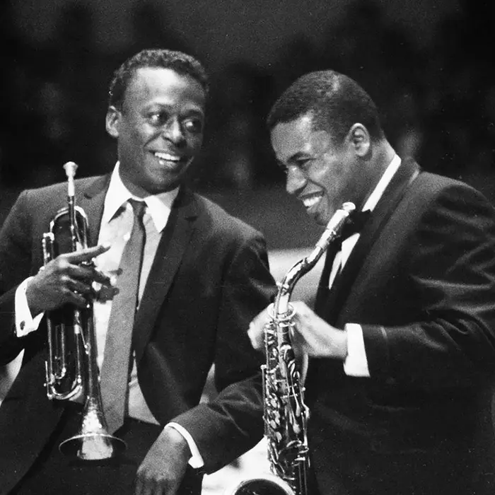 Miles Smiles - Wayne Shines